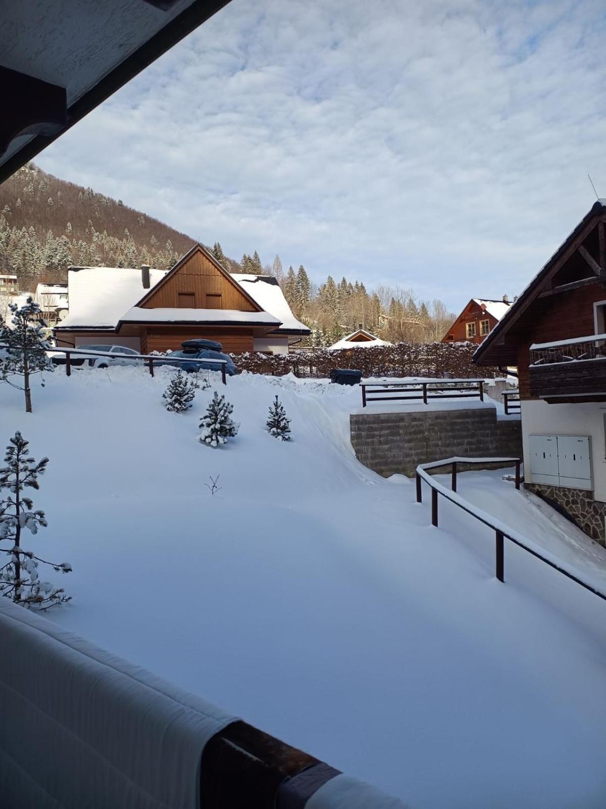 Apartman Grun -Vratna-Paseky Žilina Exterior foto